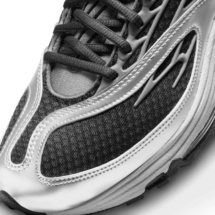 Nike Air Tuned Max 'Smoke Grey' Angle 4