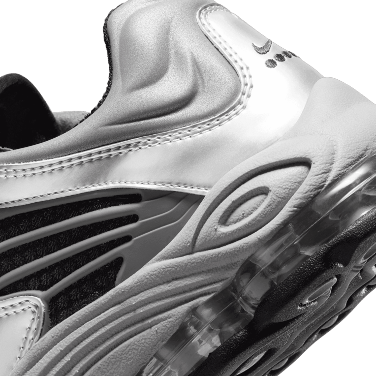 Nike Air Tuned Max 'Smoke Grey' Angle 5