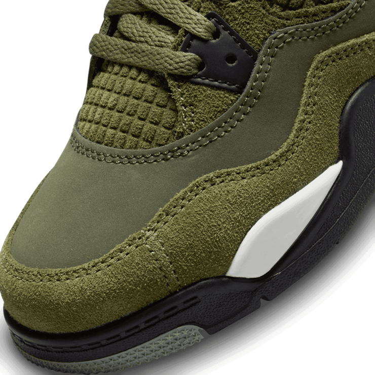 Air Jordan 4 Retro SE Craft Olive (PS) Angle 4