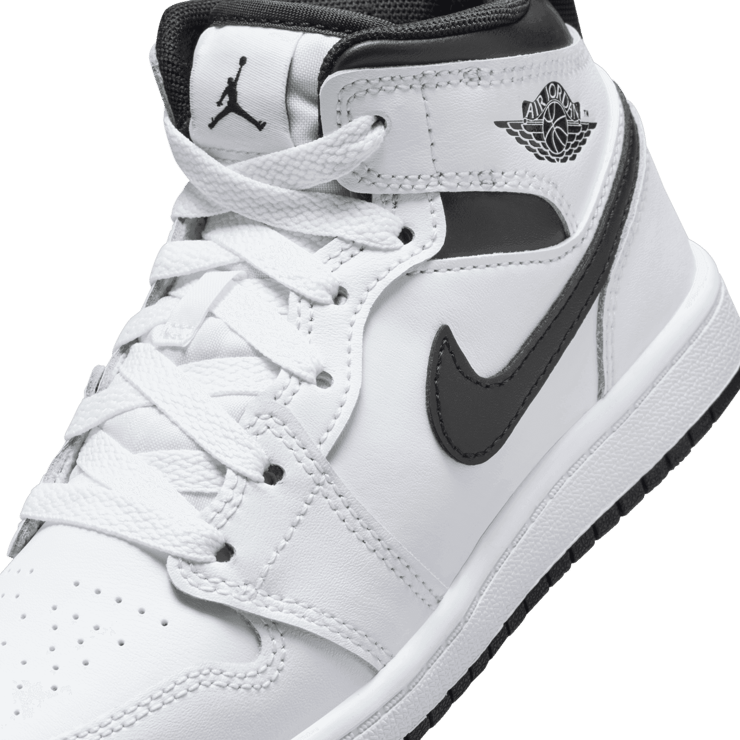 Air Jordan 1 Mid White Black (PS) Angle 4