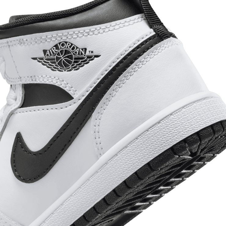 Air Jordan 1 Mid White Black (PS) Angle 5