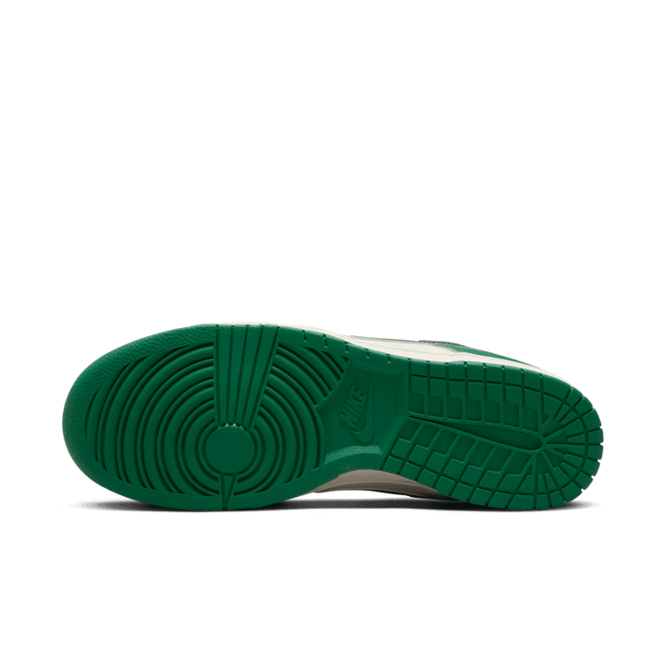 Nike Dunk Low Lottery Pick Green Angle 0