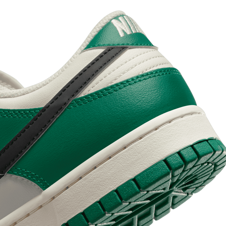 Nike Dunk Low Lottery Pick Green Angle 5