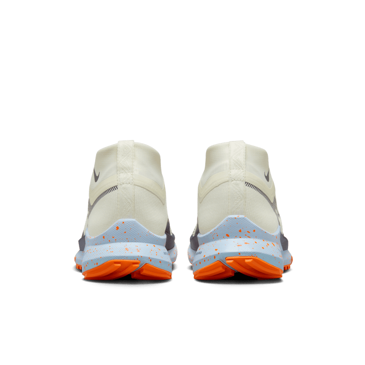 Nike React Pegasus Trail 4 GORE-TEX 'Sea Glass Total Orange' Angle 3