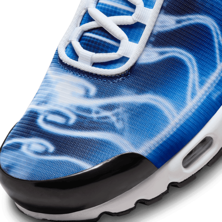 Nike Air Max Plus Light Photography Old Royal Angle 4