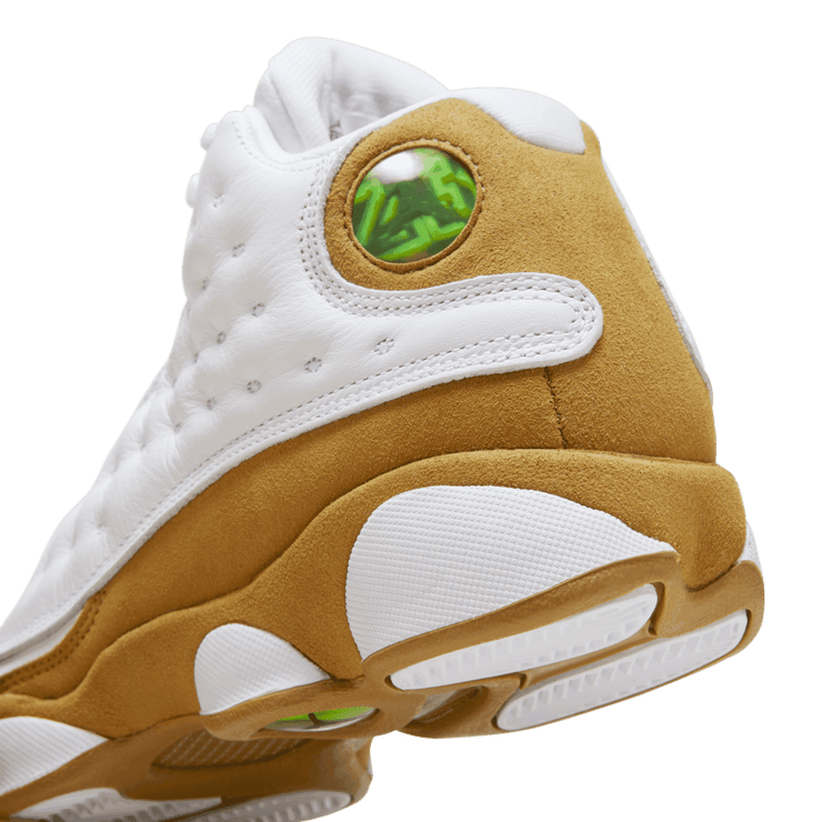 Air Jordan 13 Retro White Wheat (GS) Angle 5