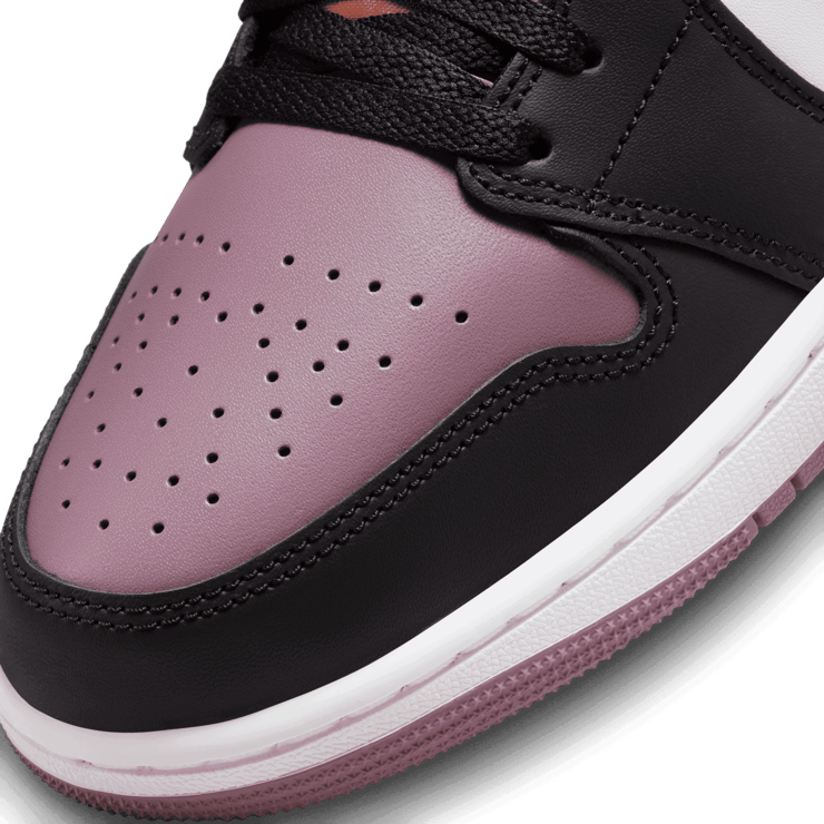 Air Jordan 1 Low SE Sky J Mauve Angle 4