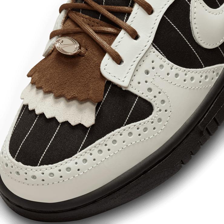 Nike Dunk Low LX Brogue (W) Angle 4