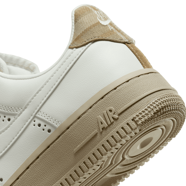 Nike Air Force 1 Low Brogue (W) Angle 5