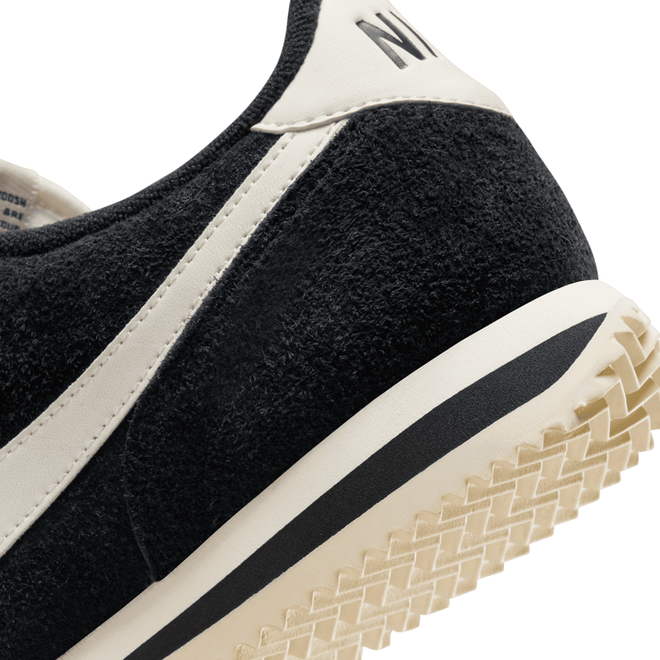 Nike Cortez Vintage Black Sail (W) Angle 5