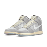 Nike Dunk High Premium Culture Day Angle 2