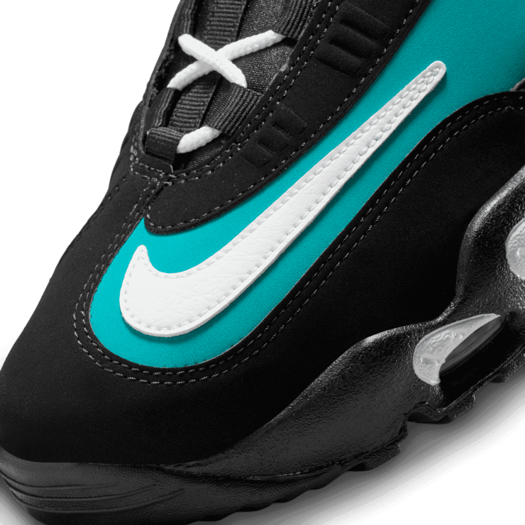 Nike Air Griffey Max 1 Emerald (2025) Angle 4