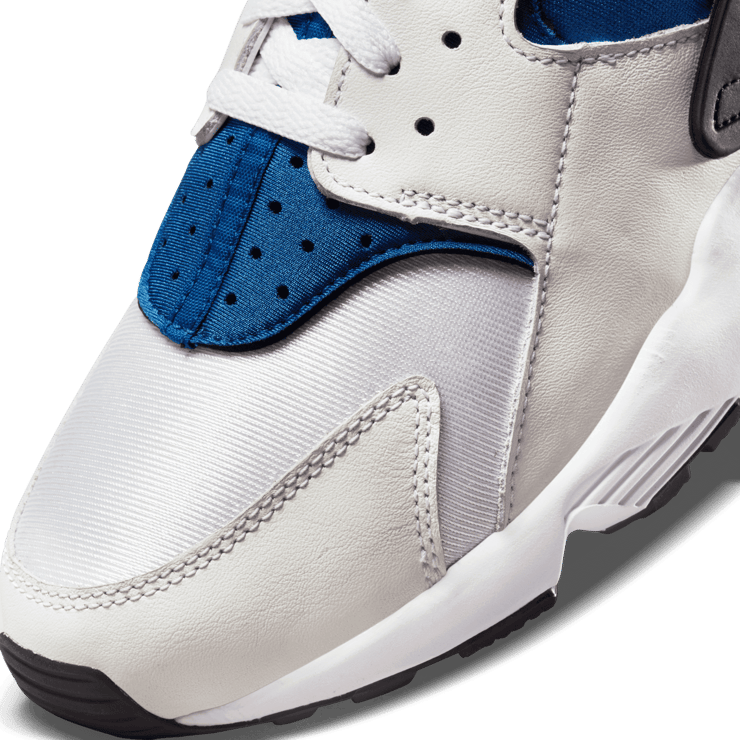 Nike Air Huarache Metro Blue Angle 4