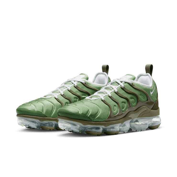 Nike Air VaporMax Plus 'Oil Green' Angle 2