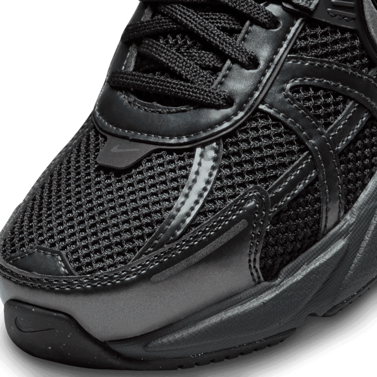 Nike V2K Run Angle 4
