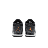 Air Jordan 3 Retro Fear (PS) (2023) Angle 3