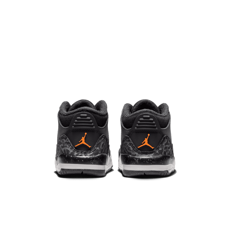 Air Jordan 3 Retro Fear (TD) (2023) Angle 3