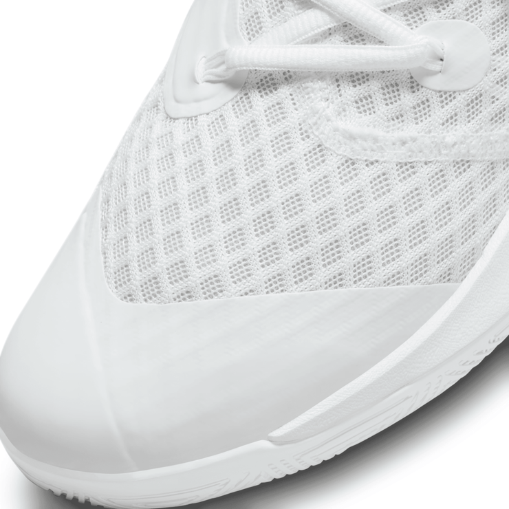 Nike Zoom Hyperspeed Court 'White Black' Angle 5