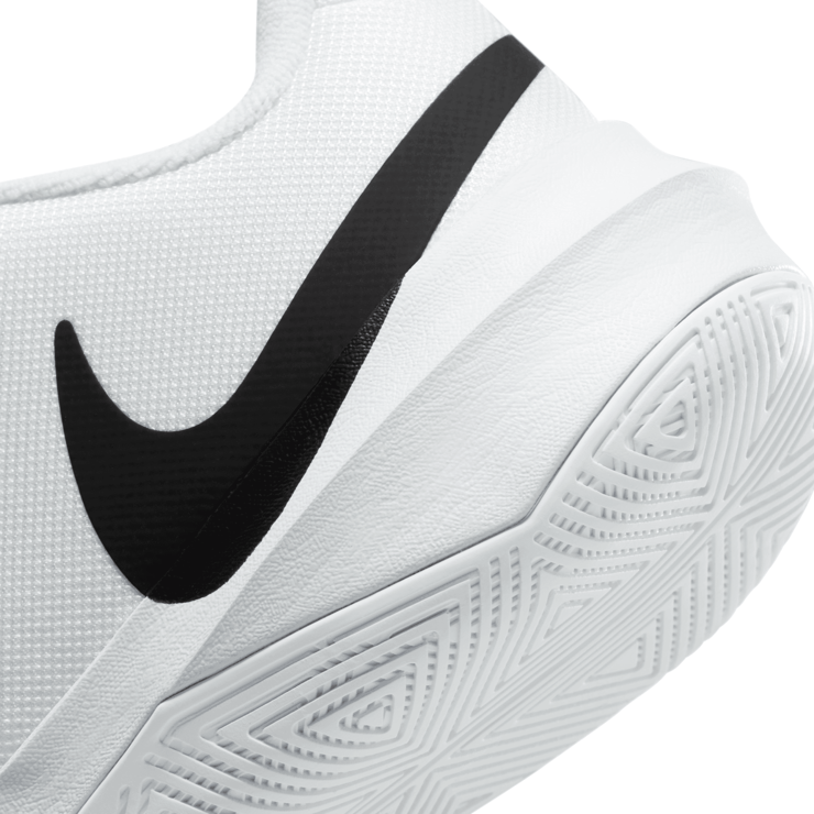 Nike Zoom Hyperspeed Court 'White Black' Angle 6