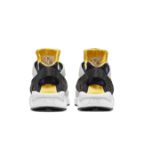 Nike Air Huarache Michigan Angle 3