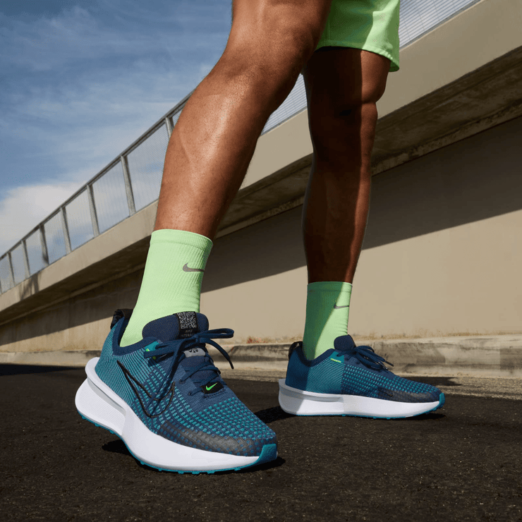 Nike Interact Run 'College Navy Teal' Angle 7