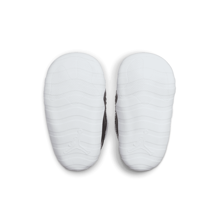 Air Jordan 11 Retro Crib Bootie Gratitude (2023) Angle 0