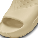 Jordan Post Slide 'Team Gold' Angle 3
