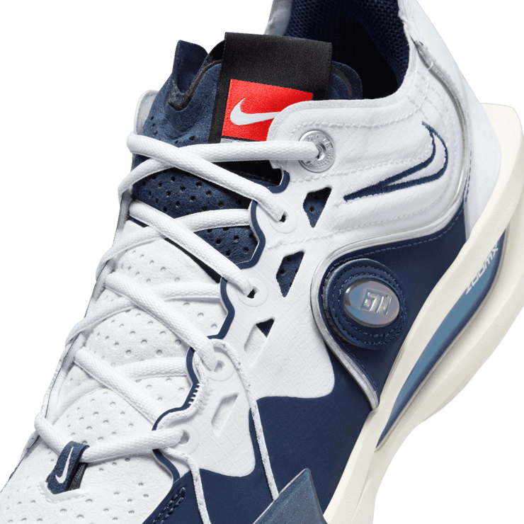 Nike Air Zoom GT Cut 3 Air Zoom Flight 5 Angle 4