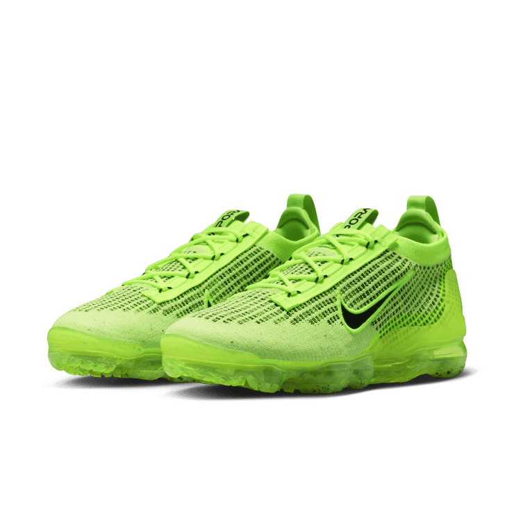 Nike Air VaporMax 2021 Flyknit Next Nature 'Volt Black' Angle 2