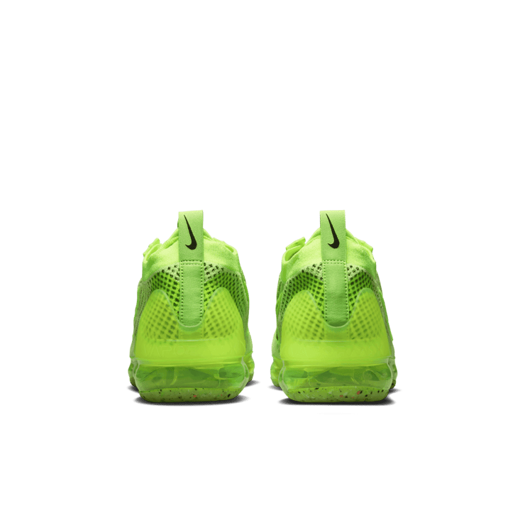 Nike Air VaporMax 2021 Flyknit Next Nature 'Volt Black' Angle 3