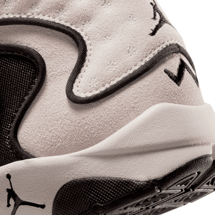 Air Jordan OG 'Barely Rose' (W) Angle 5