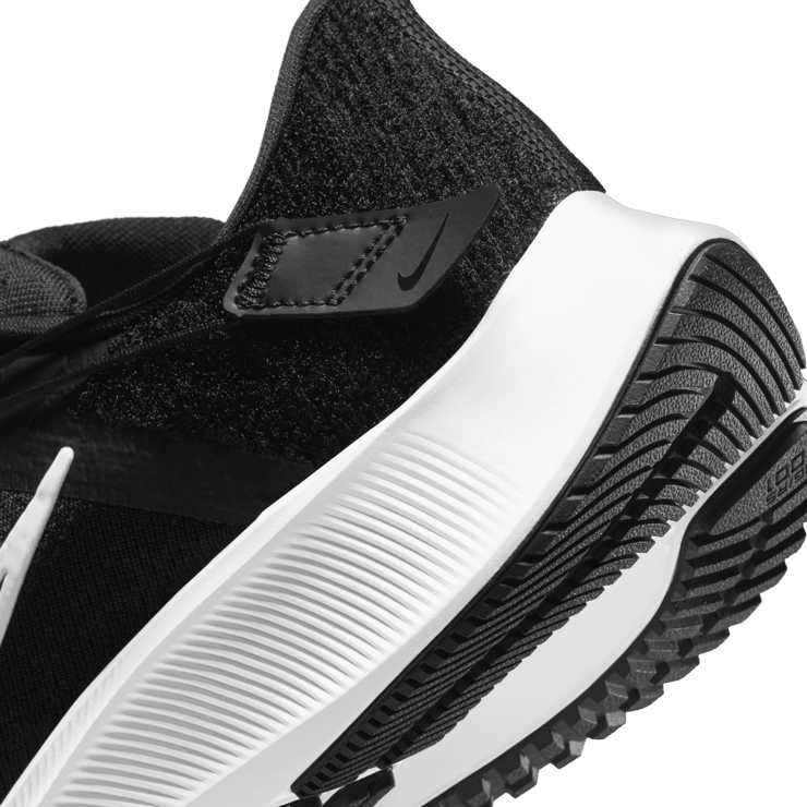 Nike Air Zoom Pegasus 38 FlyEase 'Black White' Angle 5