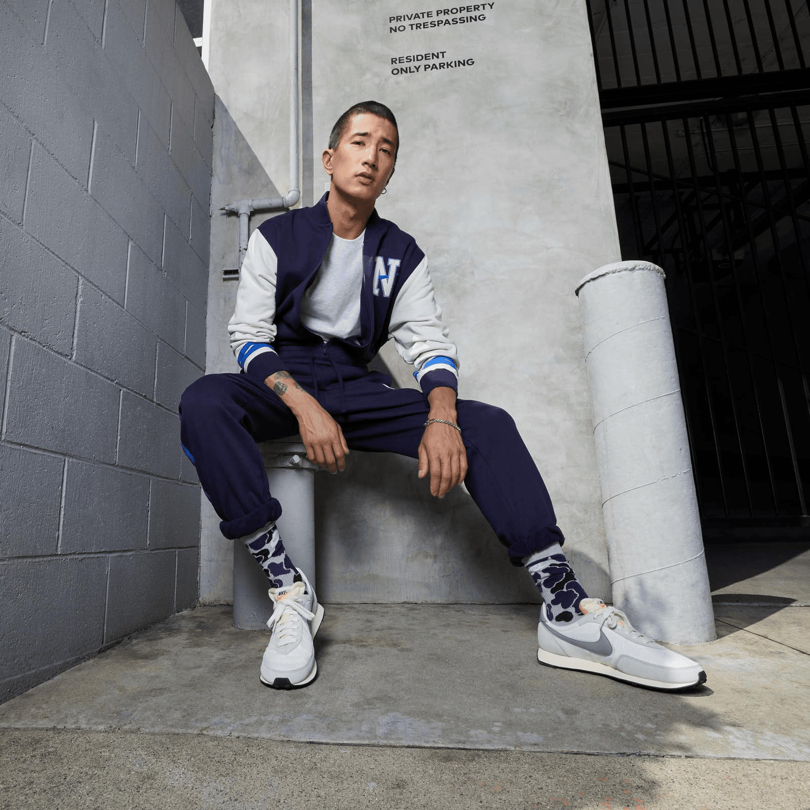 nike waffle trainer outfit