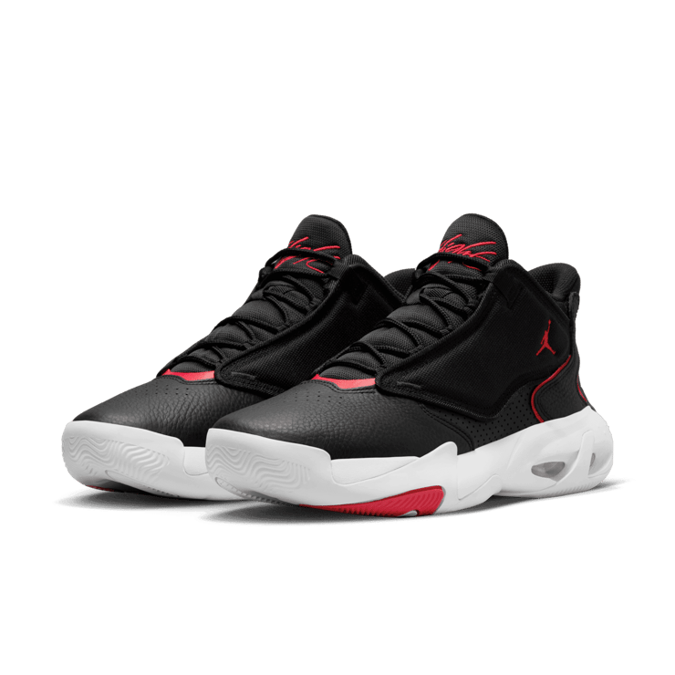 Jordan Max Aura 4 'Bred' Angle 2