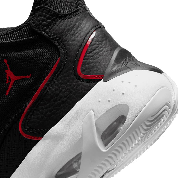 Jordan Max Aura 4 'Bred' Angle 5