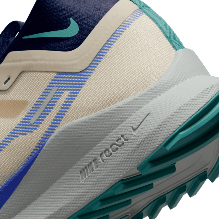 Nike React Pegasus Trail 4 GORE-TEX 'Sanddrift Racer Blue' Angle 5