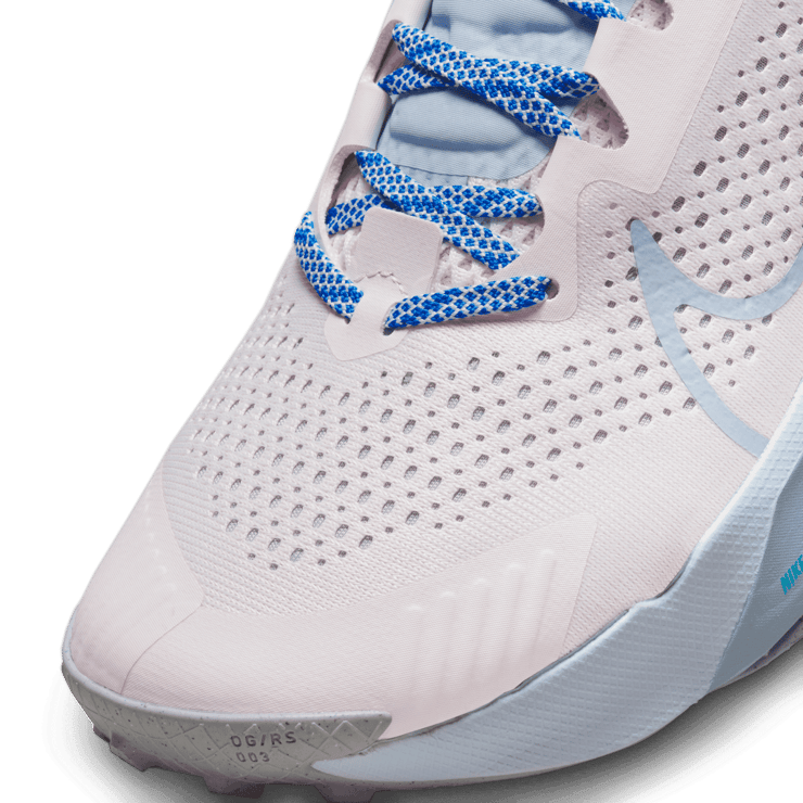 Nike ZoomX Zegama 'Pearl Pink Blue Whisper' (W) Angle 4