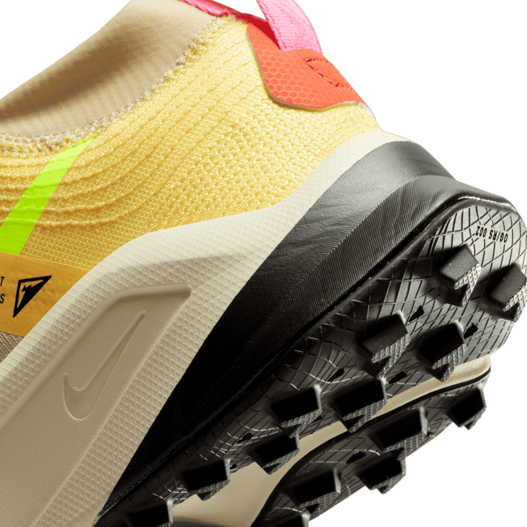 Nike ZoomX Zegama 'Team Gold Volt' (W) Angle 5