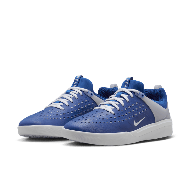Nike SB Zoom Nyjah 3 SB 'Game Royal' Angle 2