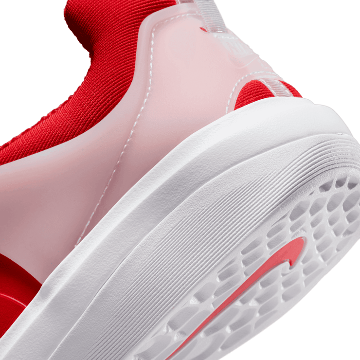 Nike SB Zoom Nyjah 3 SB 'University Red White' Angle 5