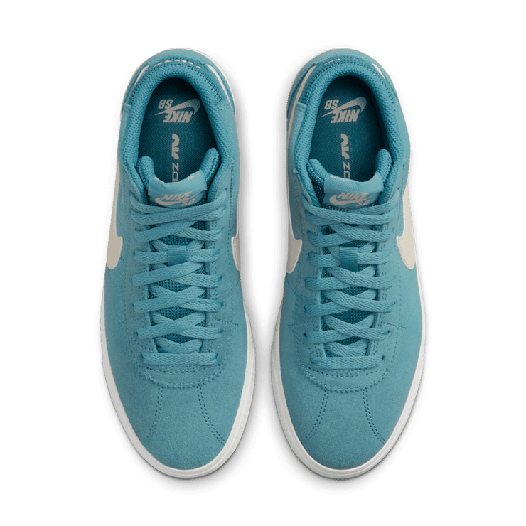 Nike SB Bruin High SB 'Noise Aqua' (W) Angle 1