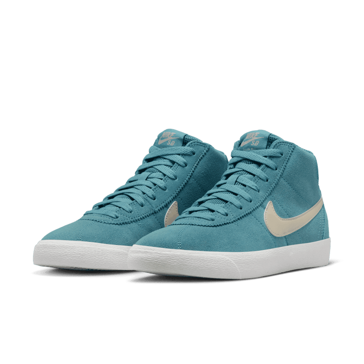 Nike SB Bruin High SB 'Noise Aqua' (W) Angle 2