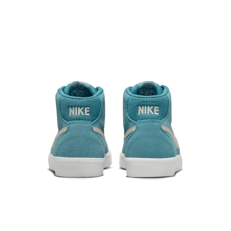 Nike SB Bruin High SB 'Noise Aqua' (W) Angle 3
