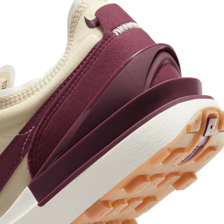 Nike Waffle One SE 'Night Maroon' Angle 6