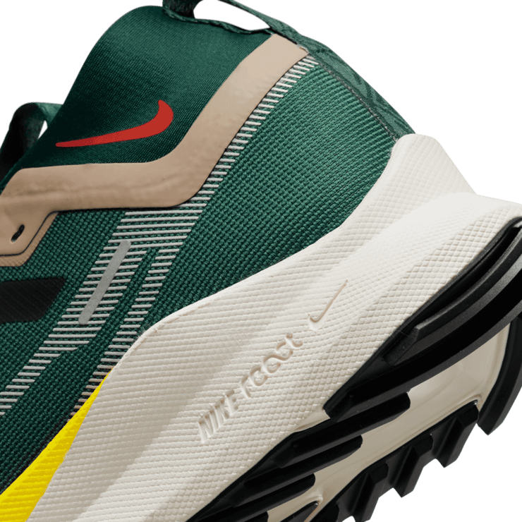 Nike React Pegasus Trail 4 GORE-TEX 'Noble Green Sail' Angle 5