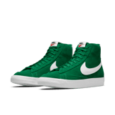 Nike Blazer Mid '77 Suede 'Pine Green' Angle 2