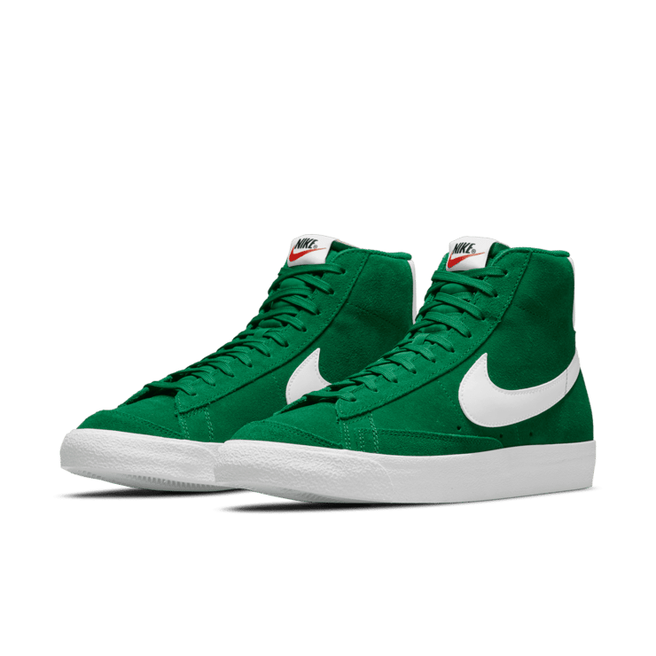 Nike Blazer Mid '77 Suede 'Pine Green' Angle 2