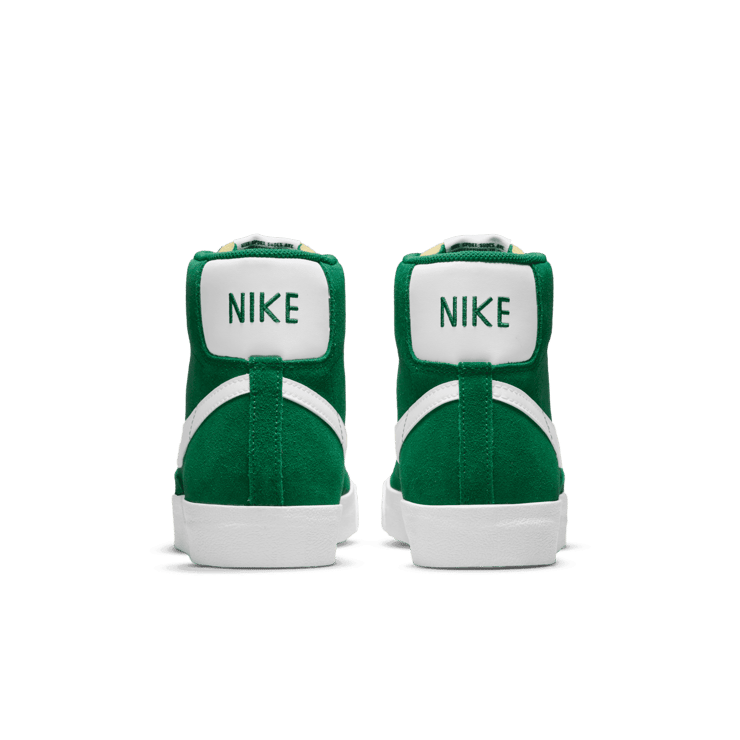 Nike Blazer Mid '77 Suede 'Pine Green' Angle 3