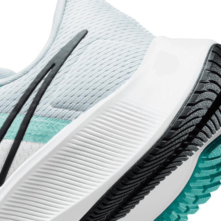 Nike Air Zoom Pegasus 38 'White Aurora Green' (W) Angle 5