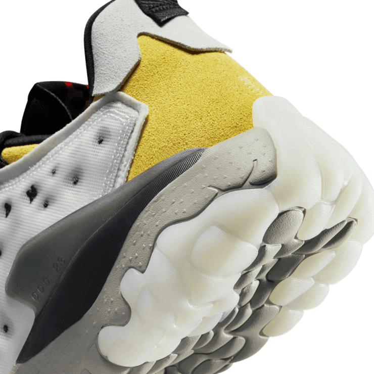 Jordan Delta 2 'Lightning' Angle 5
